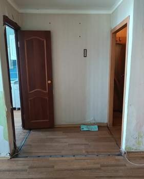 2-к квартира, вторичка, 42м2, 3/5 этаж
