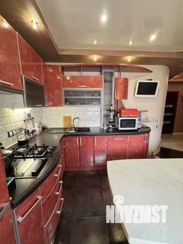 3-к квартира, вторичка, 99м2, 9/9 этаж