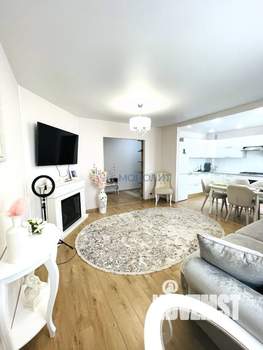 3-к квартира, вторичка, 88м2, 8/9 этаж