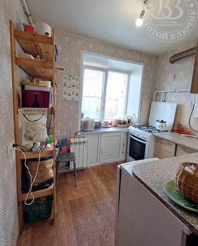4-к квартира, вторичка, 60м2, 5/5 этаж