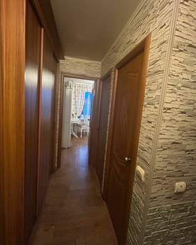 4-к квартира, вторичка, 70м2, 6/9 этаж