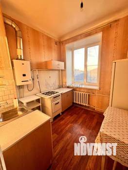 2-к квартира, вторичка, 49м2, 4/4 этаж