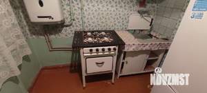 2-к квартира, вторичка, 40м2, 1/4 этаж