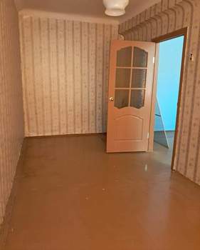 2-к квартира, вторичка, 42м2, 1/3 этаж