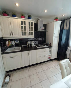 3-к квартира, вторичка, 68м2, 8/10 этаж