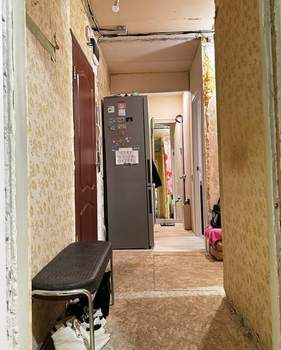 2-к квартира, вторичка, 45м2, 1/5 этаж