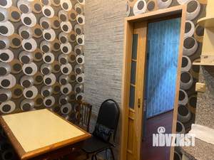 2-к квартира, вторичка, 62м2, 1/4 этаж