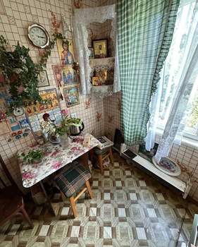 4-к квартира, вторичка, 58м2, 5/5 этаж