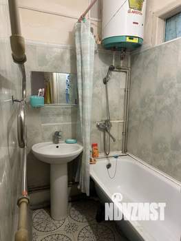 3-к квартира, вторичка, 58м2, 1/9 этаж