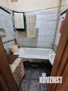 3-к квартира, вторичка, 58м2, 1/2 этаж