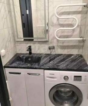 Студия квартира, вторичка, 38м2, 1/4 этаж