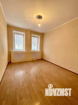 3-к квартира, вторичка, 65м2, 1/5 этаж