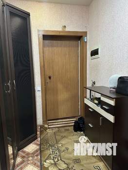 2-к квартира, вторичка, 64м2, 1/3 этаж