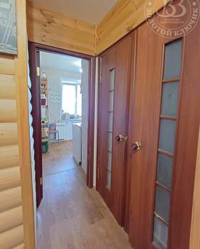 4-к квартира, вторичка, 60м2, 5/5 этаж