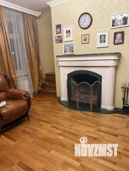 4-к квартира, вторичка, 129м2, 4/4 этаж