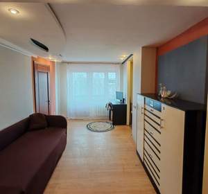 3-к квартира, вторичка, 54м2, 4/4 этаж