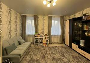 2-к квартира, вторичка, 61м2, 1/3 этаж