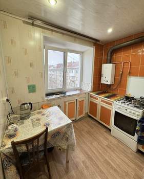 2-к квартира, вторичка, 43м2, 5/5 этаж