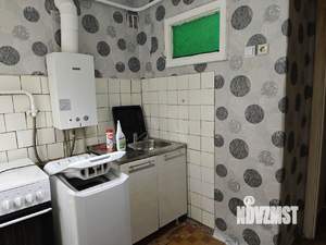 2-к квартира, вторичка, 42м2, 1/5 этаж