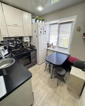 2-к квартира, вторичка, 42м2, 5/5 этаж
