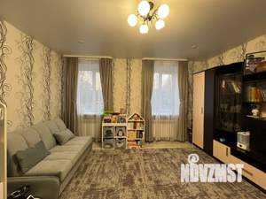 2-к квартира, вторичка, 61м2, 1/3 этаж