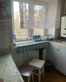2-к квартира, вторичка, 43м2, 3/5 этаж