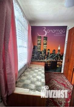 2-к квартира, вторичка, 35м2, 1/4 этаж
