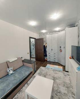 2-к квартира, вторичка, 50м2, 1/10 этаж