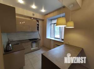 2-к квартира, вторичка, 54м2, 1/5 этаж