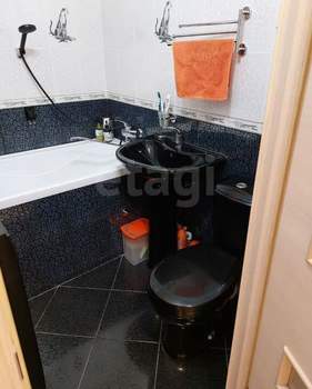 2-к квартира, вторичка, 43м2, 5/5 этаж