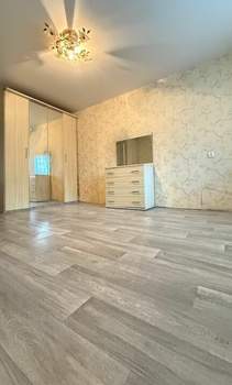 3-к квартира, вторичка, 76м2, 1/5 этаж