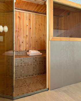 2-к квартира, вторичка, 65м2, 4/4 этаж