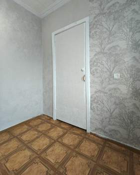 3-к квартира, вторичка, 42м2, 5/5 этаж