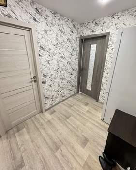 2-к квартира, вторичка, 39м2, 1/5 этаж