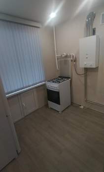 2-к квартира, вторичка, 41м2, 1/5 этаж