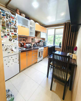 2-к квартира, вторичка, 38м2, 1/9 этаж