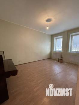 3-к квартира, вторичка, 65м2, 1/5 этаж