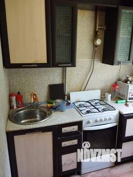 2-к квартира, вторичка, 42м2, 1/5 этаж