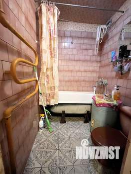 3-к квартира, вторичка, 56м2, 5/5 этаж
