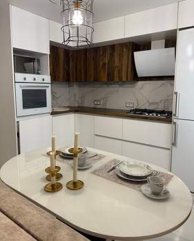 4-к квартира, вторичка, 76м2, 1/9 этаж