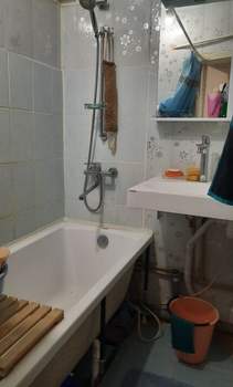 3-к квартира, вторичка, 62м2, 5/5 этаж