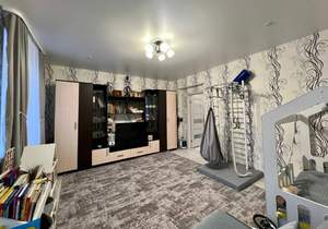 2-к квартира, вторичка, 61м2, 1/3 этаж
