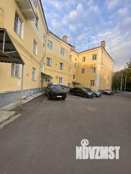 2-к квартира, вторичка, 56м2, 1/3 этаж