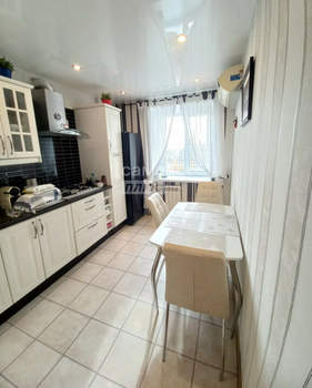 3-к квартира, вторичка, 68м2, 8/10 этаж