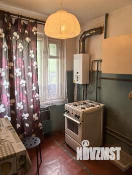 3-к квартира, вторичка, 50м2, 1/5 этаж