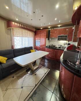 3-к квартира, вторичка, 99м2, 9/9 этаж