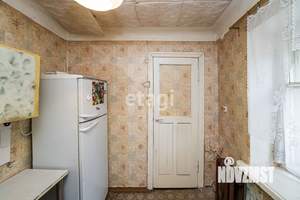 2-к квартира, вторичка, 42м2, 1/5 этаж