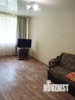 2-к квартира, вторичка, 42м2, 1/5 этаж