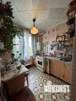 4-к квартира, вторичка, 58м2, 5/5 этаж