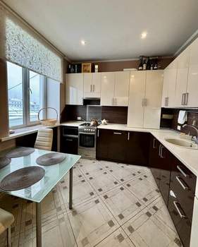 3-к квартира, вторичка, 81м2, 5/5 этаж